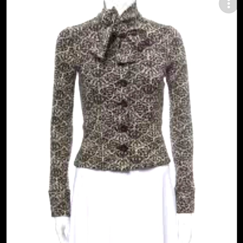 Diane Von Futstenberg Turtleneck Sweater buttons up Cardigan size 6